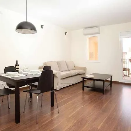 Apartamento Céntrico Con Terraza En Gracia *